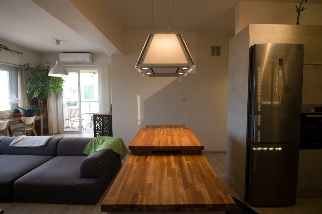 Vas' Penthouse Apartment Nicosia Exterior foto
