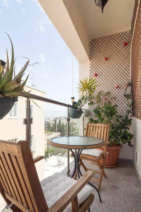 Vas' Penthouse Apartment Nicosia Exterior foto